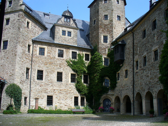 Burg_Lauenstein01