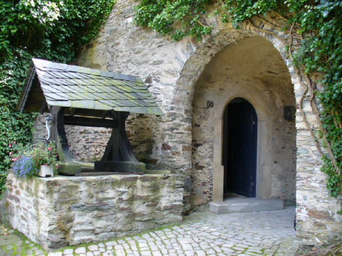 Burg_Lauenstein13